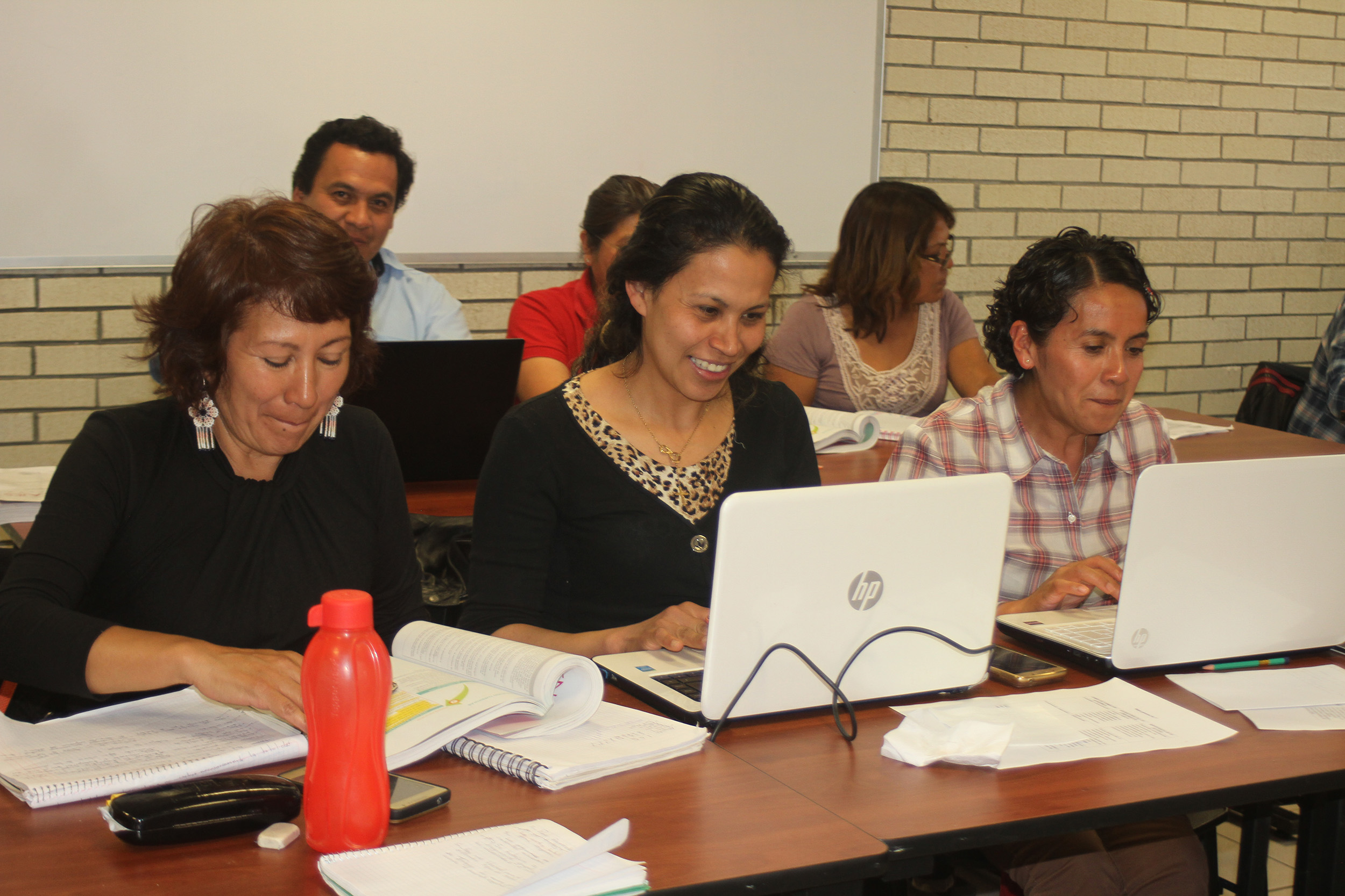 Prepara SEPE a docentes para implementación de aprendizajes clave